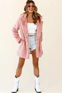 Tahoe Faux Fur Notch Lapel Coat Blush -Selfie Leslie Shop 14136b01 blush 191029sl1274