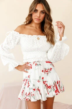 Robyn Flounce Mini Skirt Floral Print White -Selfie Leslie Shop 14254b24 s white 190805sl14740 ps bottom
