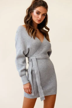 Cameo Batwing Knit Dress Grey 12 Cameo Batwing Knit Dress Grey -Selfie Leslie Shop 14462b grey 190812sl1253