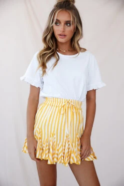 Robyn Pleated Striped Mini Skirt Yellow Stripe -Selfie Leslie Shop 190122sl 1175 14254b04 s yellow