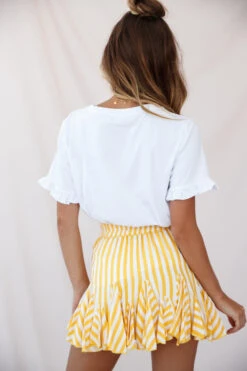 Robyn Pleated Striped Mini Skirt Yellow Stripe -Selfie Leslie Shop 190122sl 1180 14254b04 s yellow