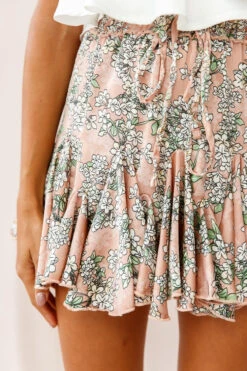 Robyn Flounce Floral Mini Skirt Mocha -Selfie Leslie Shop 190123 sl15209 14254b12 s mocha st0317 white