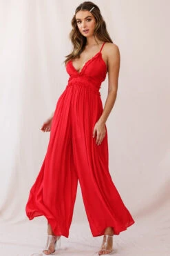 Laney Wide Leg Ruffle Detail Jumpsuit Red -Selfie Leslie Shop 190227sl0691 62157bk05 red