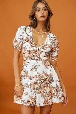Georgina Ruched Sleeve Tea Dress Floral Bouquet Print White 14 Georgina Ruched Sleeve Tea Dress Floral Bouquet Print White -Selfie Leslie Shop 25437D11 WHITE 6