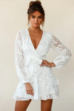 Kerry Layered Balloon Sleeve Dress Floral Embroidered White -Selfie Leslie Shop 25630B44 WHITE 4