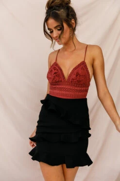 Sanctuary Tie Back Applique Bodysuit Rose -Selfie Leslie Shop 26432b rose st1427b02 black 10