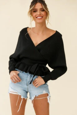 Amara Long Sleeve Knit Top Black -Selfie Leslie Shop 27129b black 191030sl1793
