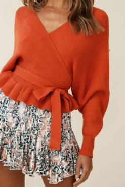 Amara Long Sleeve Knit Top Camel 15 Amara Long Sleeve Knit Top Camel -Selfie Leslie Shop 27129b camel 14254b21 s pink leopard190903sl0360