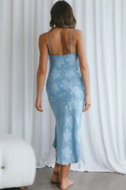 Well Versed Pleated Bust Front Split Dress Textured Floral Blue 13 Well Versed Pleated Bust Front Split Dress Textured Floral Blue -Selfie Leslie Shop 27595D25 20BLUE 6