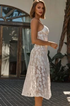 Well Versed Pleated Bust Front Split Dress Lace White 13 Well Versed Pleated Bust Front Split Dress Lace White -Selfie Leslie Shop 27595DC20 WHITE 5