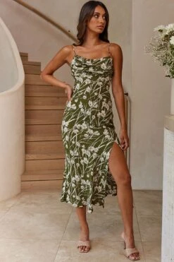 Well Versed Pleated Bust Front Split Dress Wildflower Green 12 Well Versed Pleated Bust Front Split Dress Wildflower Green -Selfie Leslie Shop 27595DM19 20GREEN 6