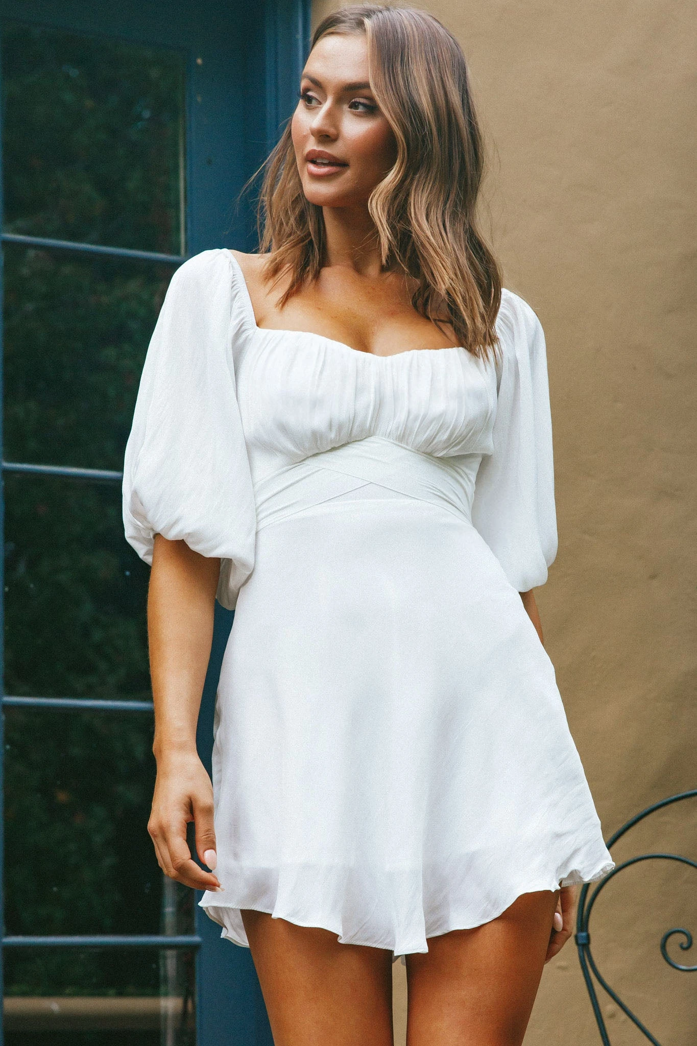Linka On Or Off-Shoulder Half Sleeve Tie-Back Dress White 6 Linka On Or Off-Shoulder Half Sleeve Tie-Back Dress White - Image 4