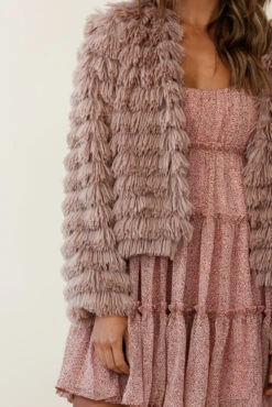 Montana Shaggy Faux Fur Jacket Camel -Selfie Leslie Shop 62512b camel 27268b blush leopard 190903sl0972