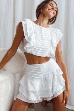 Wild And Free Pintuck Pleat And Layered Ruffle Shorts White -Selfie Leslie Shop 63362D S WHITE 2