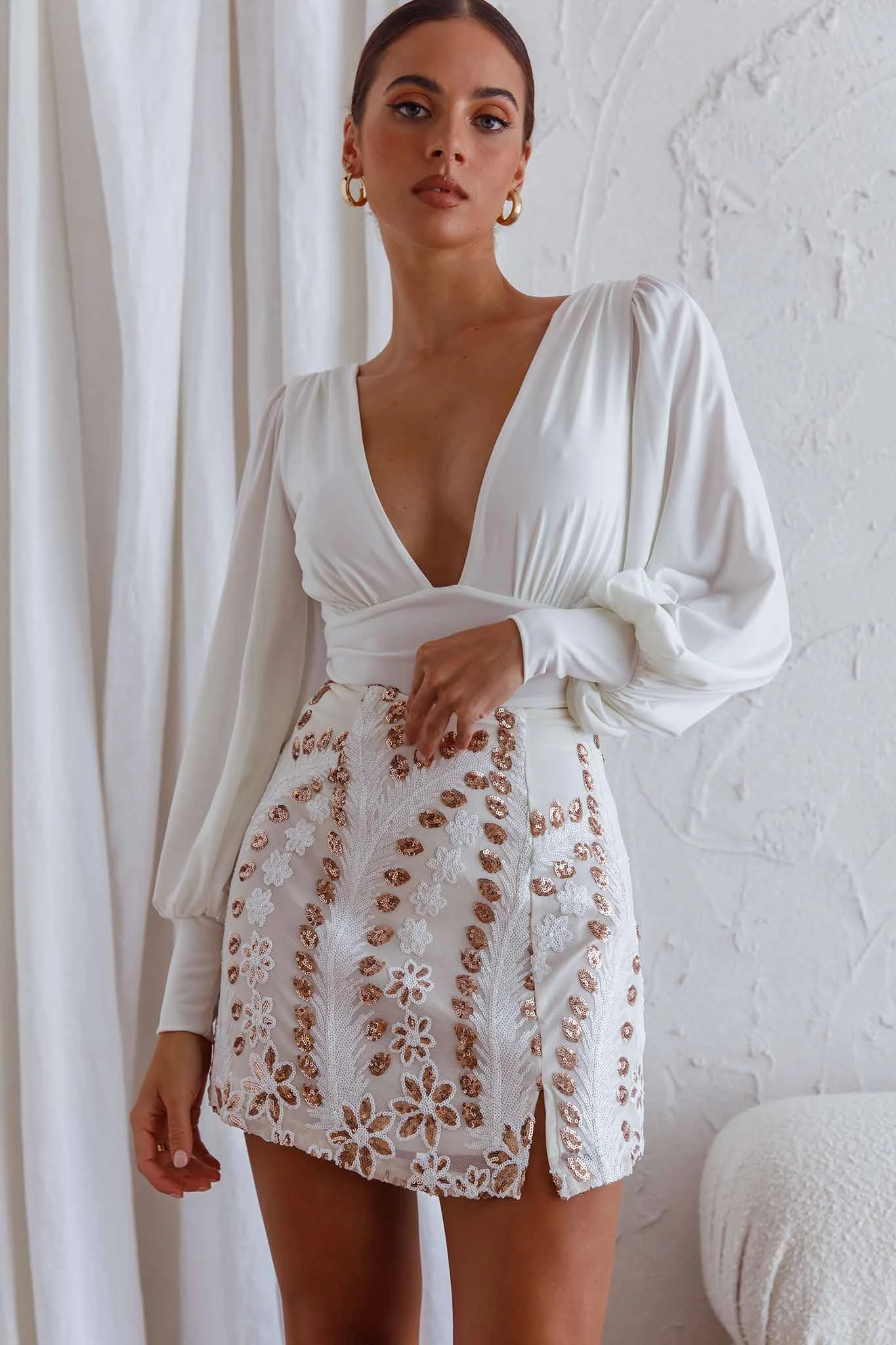 Sunsets In Tahiti Deep V-Neckline Lantern Sleeve Bodysuit White 3 Sunsets In Tahiti Deep V-Neckline Lantern Sleeve Bodysuit White