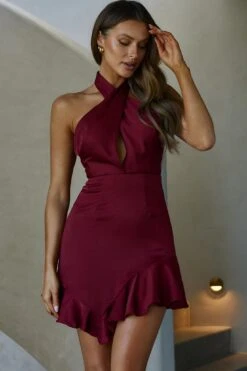 On The Prowl Halterneck Asymmetrical Hem Dress Wine -Selfie Leslie Shop CM0414BS04 20WINE 6