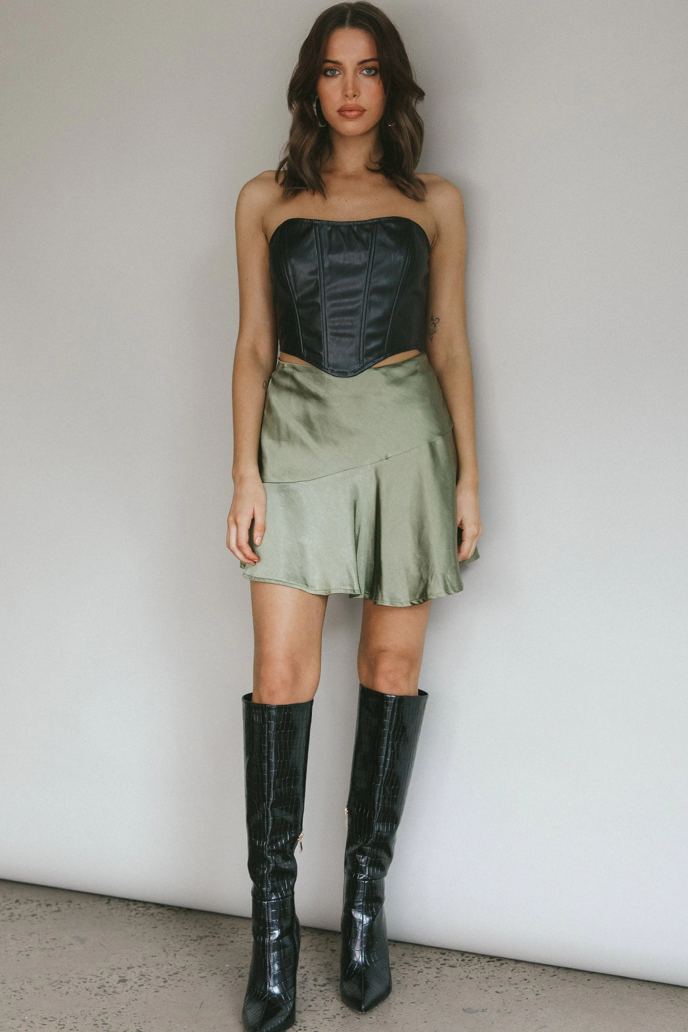 Gwyneth Flounce Mini Skirt Khaki 8 Gwyneth Flounce Mini Skirt Khaki - Image 6