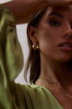 Celia Twist Hoop Earrings Gold 12 Celia Twist Hoop Earrings Gold -Selfie Leslie Shop ER00052 20GOLD 20OS 2