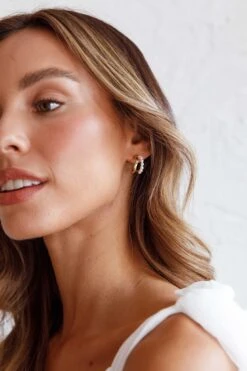 Charis Double Hoops Gold 11 Charis Double Hoops Gold -Selfie Leslie Shop ER00112 20GOLD 4