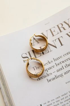 Mona Triple Hoop Earrings Gold -Selfie Leslie Shop ER0131GOLD 2