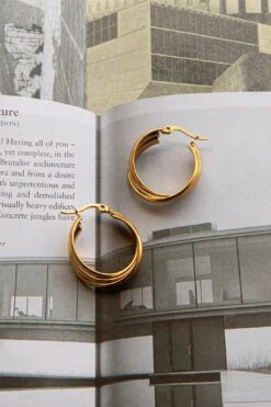 Mona Triple Hoop Earrings Gold -Selfie Leslie Shop ER0131GOLD 3