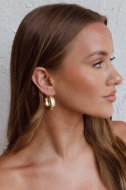 Osiris Hoop Earrings Gold -Selfie Leslie Shop ER0144GOLD 5