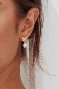 Le Jardin Flower Pearl Earrings Gold -Selfie Leslie Shop ER0155 20GOLD 5