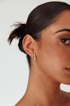 Dawn Double Pierce Illusion Earrings Gold 14 Dawn Double Pierce Illusion Earrings Gold -Selfie Leslie Shop ER0157 20GOLD 6