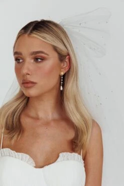 Mercy Pearl & Crystal Drop Earrings Gold 12 Mercy Pearl & Crystal Drop Earrings Gold -Selfie Leslie Shop ER0158 20GOLD 4