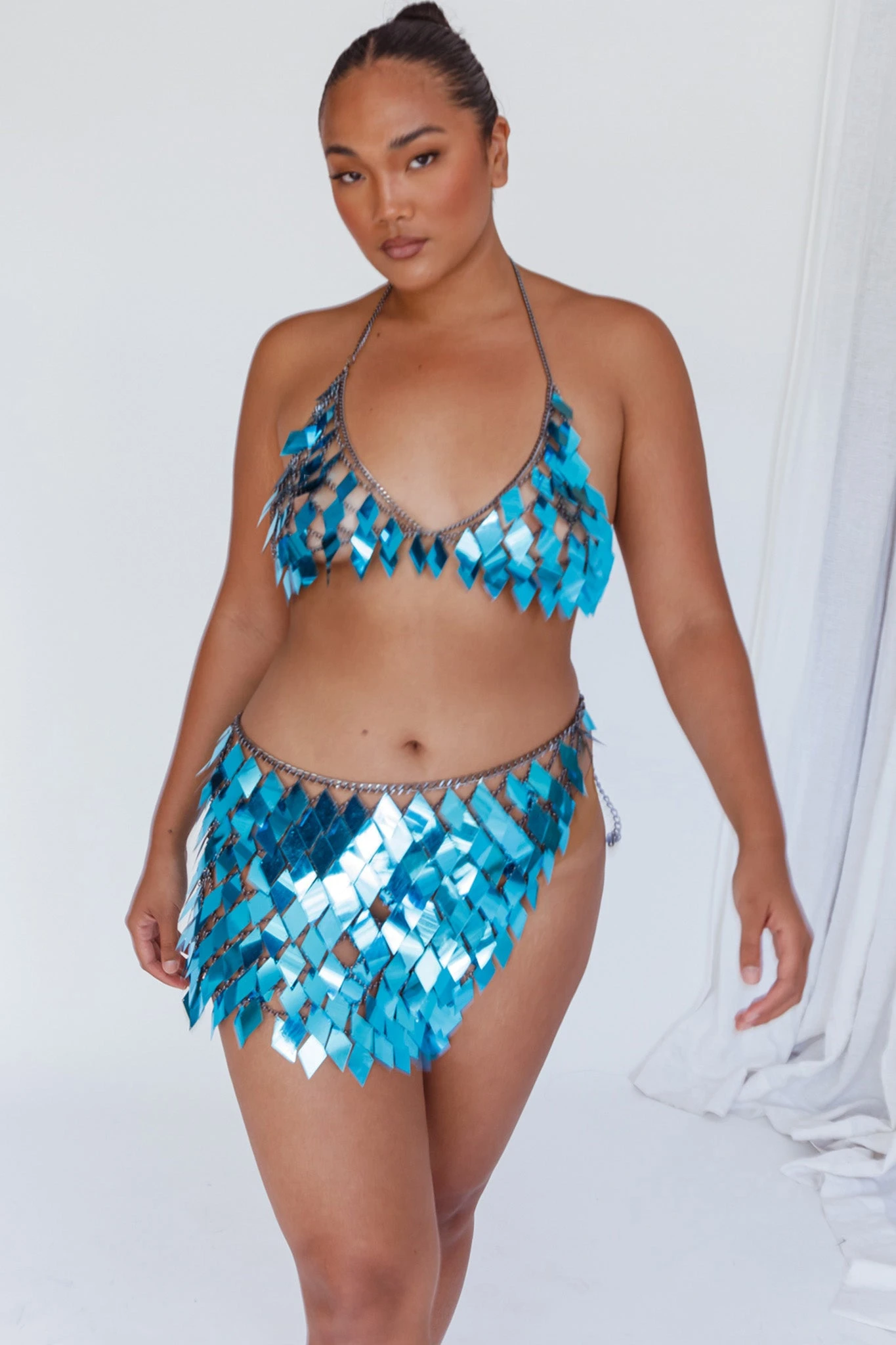 River Festival Shiny Sequins 2 Piece Set Blue 4 River Festival Shiny Sequins 2 Piece Set Blue - Image 2