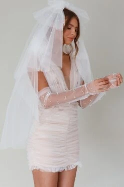 Only You Pearl Elbow Gloves Ivory -Selfie Leslie Shop GL00001 20IVORY 4