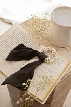 Carina Pearl & Satin Bow Hair Tie Black -Selfie Leslie Shop HA00024 20BLACK 1