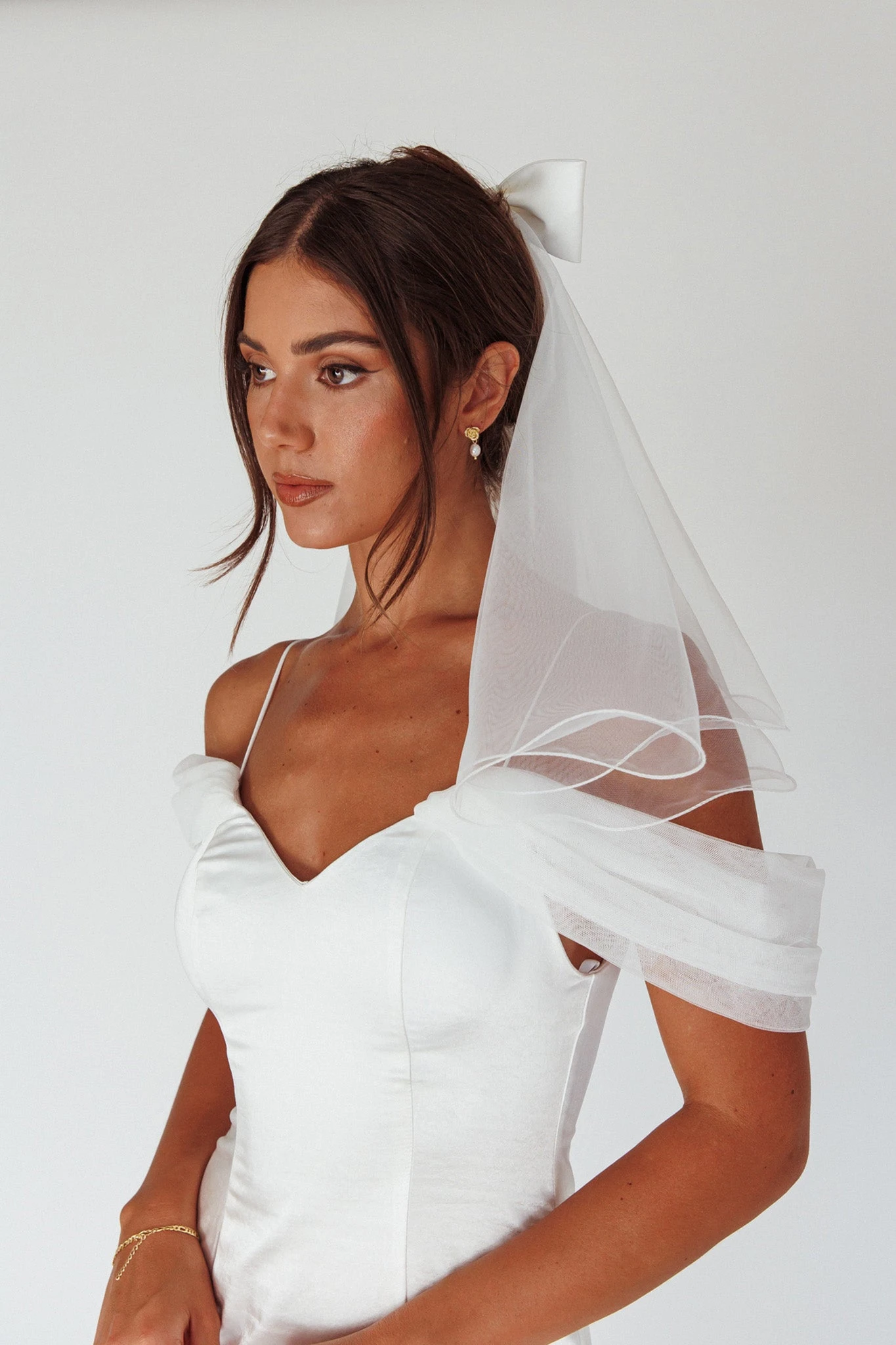 Florence Bow Bridal Veil White 10 Florence Bow Bridal Veil White - Image 8