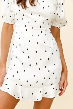 Indiana Puff Sleeve Lace-Up Back Dress Spot Print White 13 Indiana Puff Sleeve Lace-Up Back Dress Spot Print White -Selfie Leslie Shop KJ0031D WHITE 4