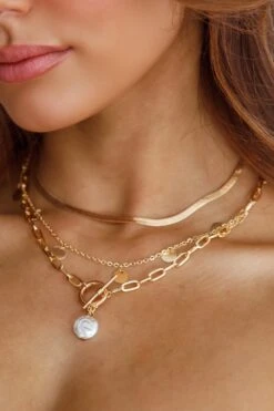 Aria Circle Pearl Pendant Necklace Set Gold -Selfie Leslie Shop NK00007 20GOLD 2