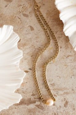 Sienna Pearl Accent Necklace Gold