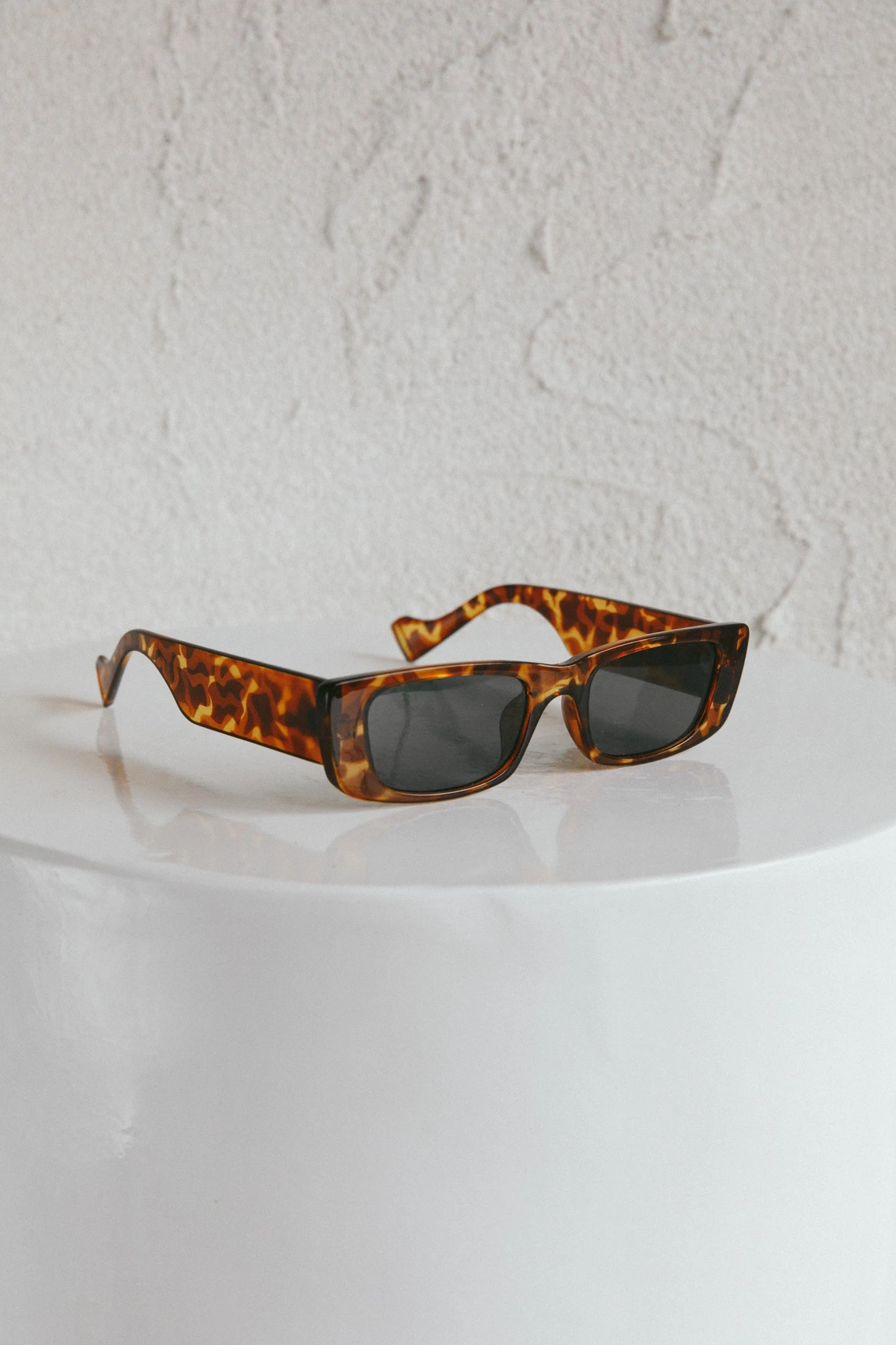 Monica Classic 90's Square Frame Sunglasses Tort 3 Monica Classic 90's Square Frame Sunglasses Tort