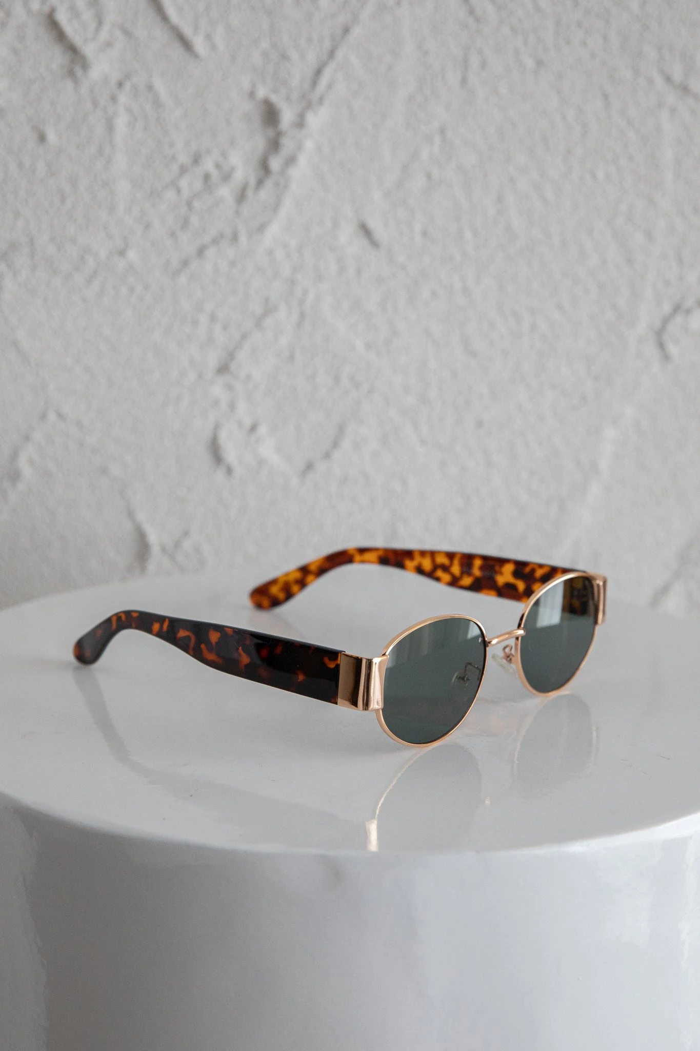 Germa Oval Metal Sunglasses Tort 5 Germa Oval Metal Sunglasses Tort - Image 3