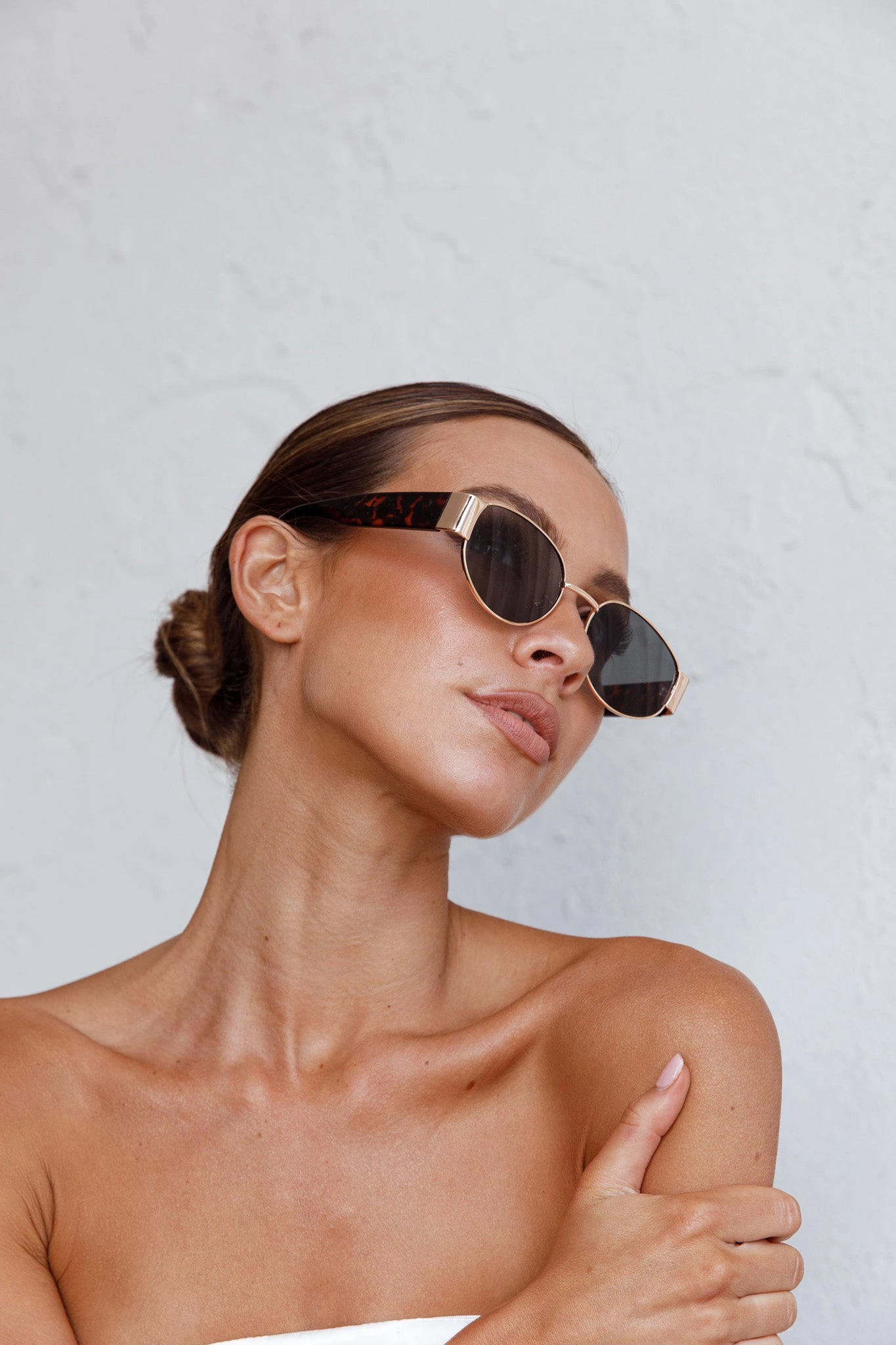 Germa Oval Metal Sunglasses Tort 8 Germa Oval Metal Sunglasses Tort - Image 6