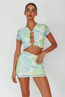 Angelus Short Sleeve Crop Top Printed Cream 12 Angelus Short Sleeve Crop Top Printed Cream -Selfie Leslie Shop SLBRK1449 20CREAM 4