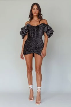 So Famous Off-Shoulder Mini Dress Black -Selfie Leslie Shop SLGY1631 20BLACK 6