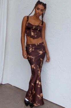 Zerah Crop Top Floral Brown 15 Zerah Crop Top Floral Brown -Selfie Leslie Shop SLIMC7510T1 20BROWN 5