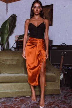 On The Money Gathered Midi Skirt Camel -Selfie Leslie Shop SLS13046S 20CAMEL 7