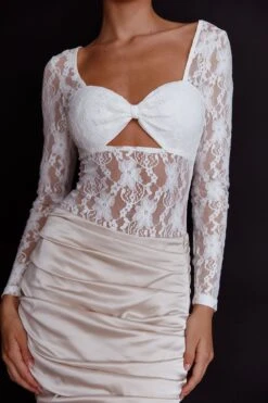 Asteria Long Sleeve Lace Bodysuit White 13 Asteria Long Sleeve Lace Bodysuit White -Selfie Leslie Shop SR0149B 20WHITE 4