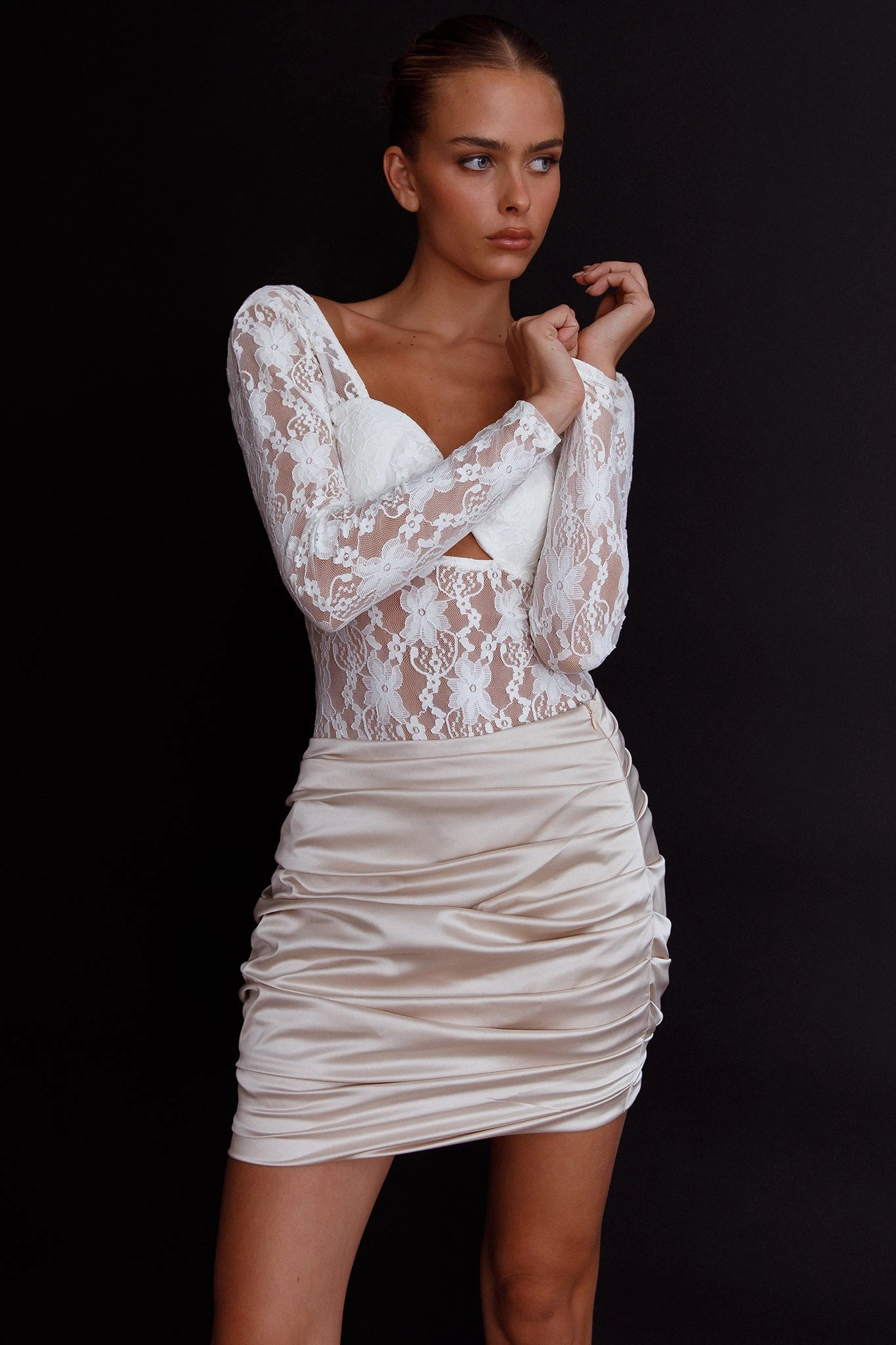 Asteria Long Sleeve Lace Bodysuit White 10 Asteria Long Sleeve Lace Bodysuit White - Image 8