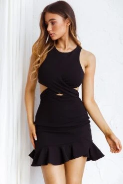 Emoji Crossover Waist Mini Dress Black -Selfie Leslie Shop ST1018D13 20BLACK 4