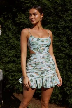 Augustine Pleated Detail Cut-Out Waist Dress Floral Green -Selfie Leslie Shop ST2827DC01 20GREEN 2