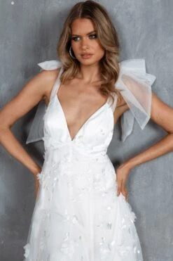 Chantilly Tied Shoulder Maxi Dress White 16 Chantilly Tied Shoulder Maxi Dress White -Selfie Leslie Shop ST3288D01 20WHITE 4