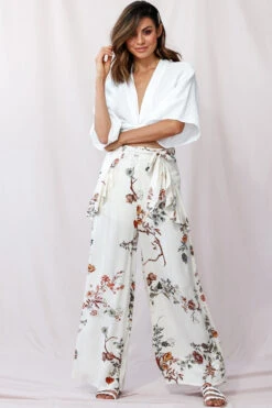 Amanda Wide-Leg Frill Detail Pants Floral Print Beige -Selfie Leslie Shop photo 1212 st2069b beige