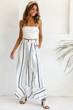 Hermosa Wide Leg Pocket Pants Stripe Print Navy -Selfie Leslie Shop photo 1310 st1988b white st2046d navy